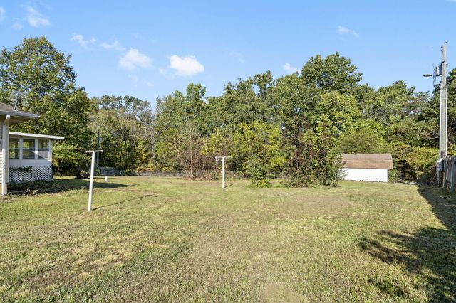 222 Cedar Ravine Drive, Seymour, MO 65746