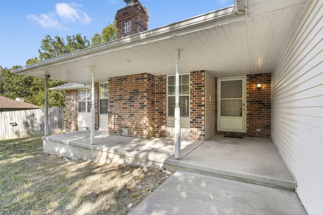 222 Cedar Ravine Drive, Seymour, MO 65746