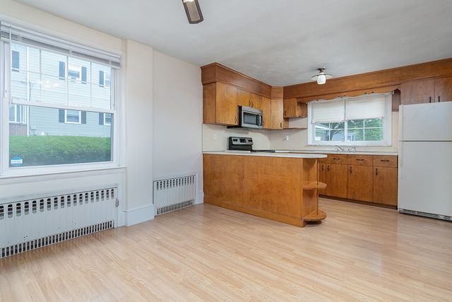 255 Farmington Avenue, Cranston, RI 02920