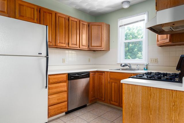 255 Farmington Avenue, Cranston, RI 02920