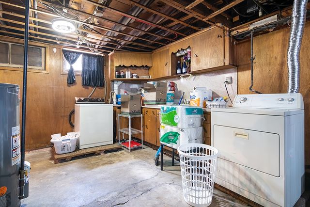 255 Farmington Avenue, Cranston, RI 02920