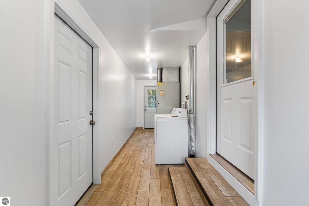 Image 23 of property listing at 12289 Boyne City Road, Charlevoix, MI 49720