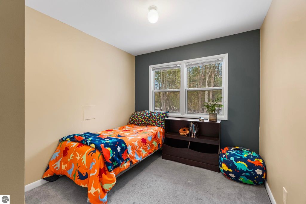 Image 26 of property listing at 12289 Boyne City Road, Charlevoix, MI 49720