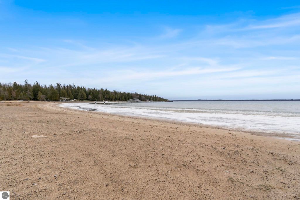 Image 30 of property listing at 12289 Boyne City Road, Charlevoix, MI 49720