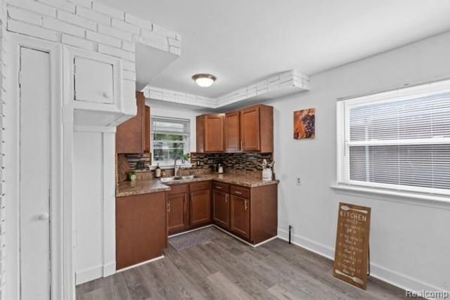 30030 Glenwood Street, Inkster, MI 48141