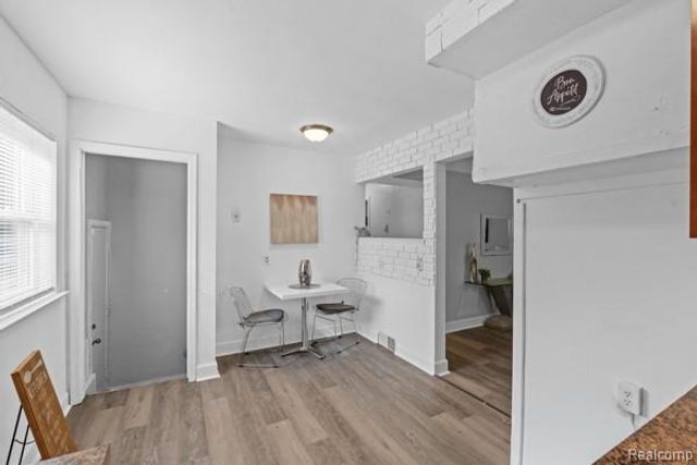 30030 Glenwood Street, Inkster, MI 48141