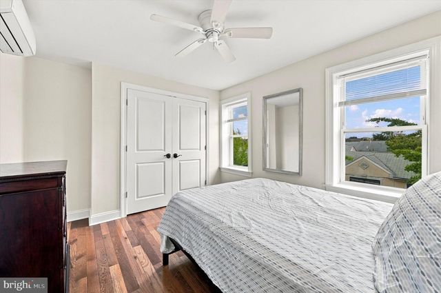 2015 N LAMBERT ST, Philadelphia, PA 19121