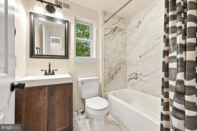 2015 N LAMBERT ST, Philadelphia, PA 19121