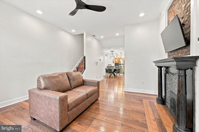 2015 N LAMBERT ST, Philadelphia, PA 19121