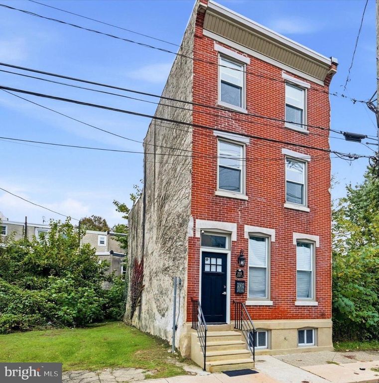 2015 N LAMBERT ST, Philadelphia, PA 19121