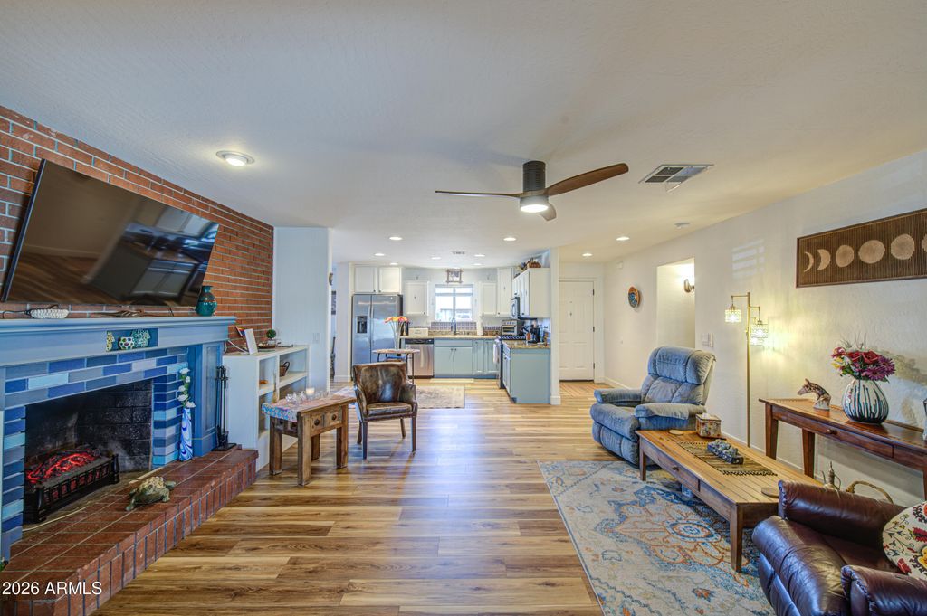 7308 E POLK Street, Scottsdale, AZ 85257 — photo 2