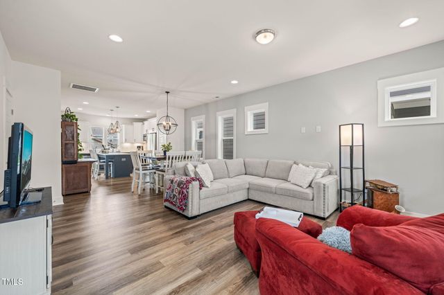 710 Vine Parkway, Pittsboro, NC 27312