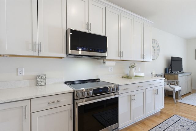 401 Emery Ln 106, Sudbury, MA 01776
