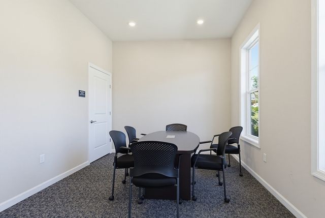 401 Emery Ln 106, Sudbury, MA 01776