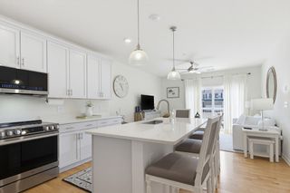 401 Emery Ln 106, Sudbury, MA 01776