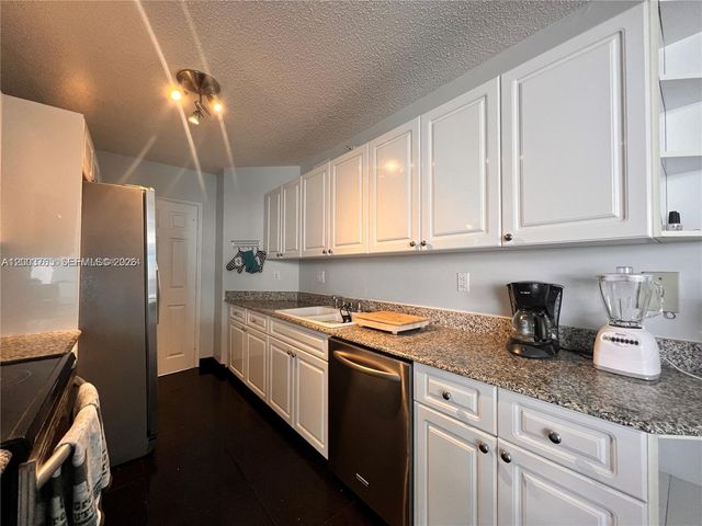 16711 Collins Ave 602, Sunny Isles Beach, FL 33160