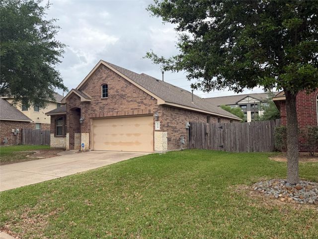 6714 Claire Brook Drive, Richmond, TX 77407