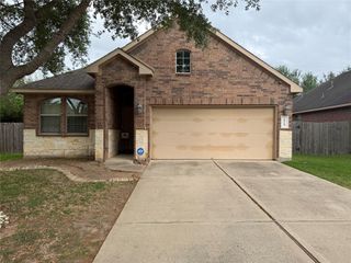 6714 Claire Brook Drive, Richmond, TX 77407