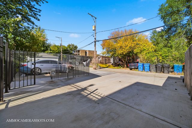 2914 W Polk Street, Chicago, IL 60612