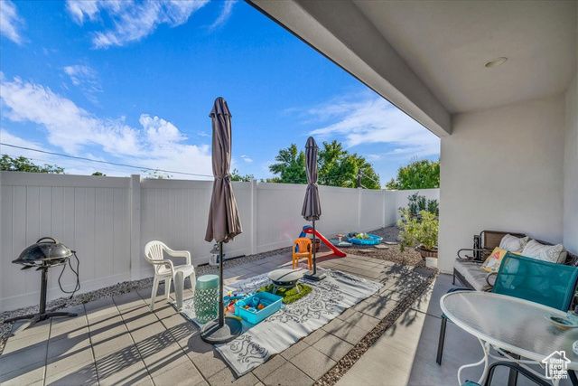 266 E 260 N, Washington, UT 84780