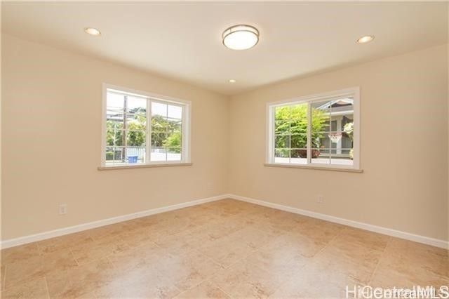 2137 Wilder Avenue, Honolulu, HI 96822