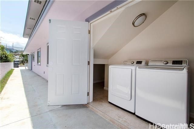 2137 Wilder Avenue, Honolulu, HI 96822