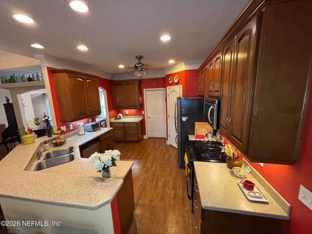 4555 TARRAGON Avenue, Middleburg, FL 32068