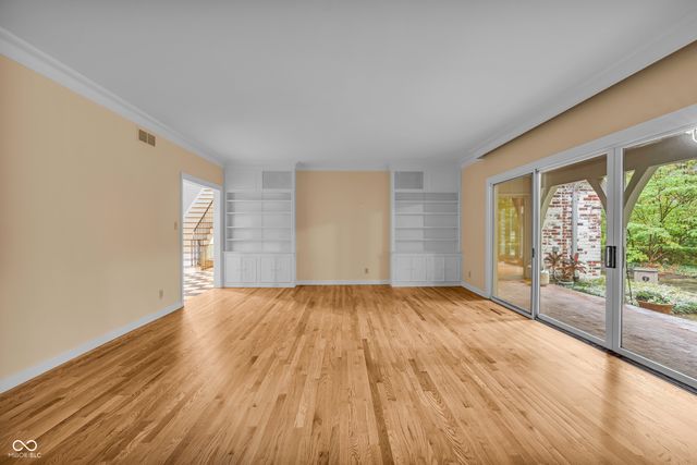 6047 Brokenhurst Road, Indianapolis, IN 46220