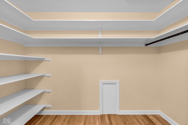 6047 Brokenhurst Road, Indianapolis, IN 46220