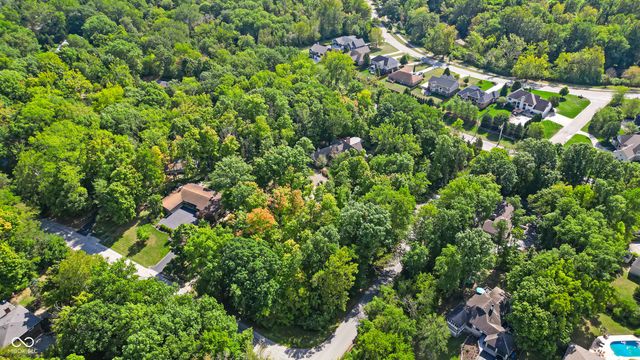 6047 Brokenhurst Road, Indianapolis, IN 46220