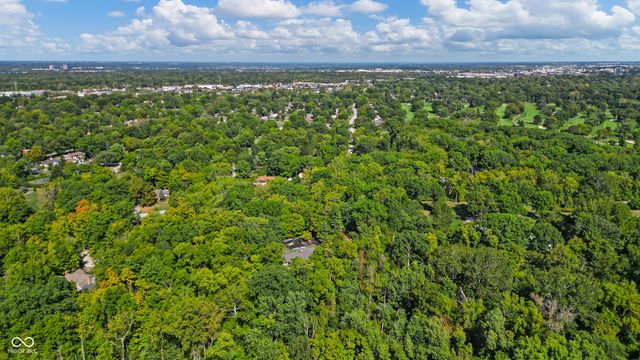 6047 Brokenhurst Road, Indianapolis, IN 46220