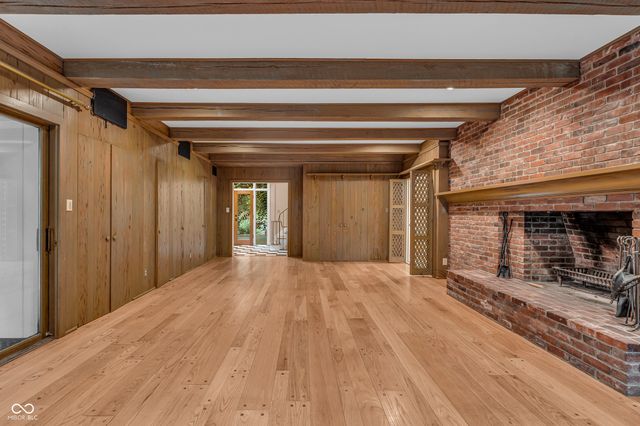 6047 Brokenhurst Road, Indianapolis, IN 46220