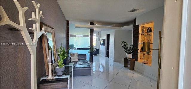 11271 NW 75th Lane, Doral, FL 33178