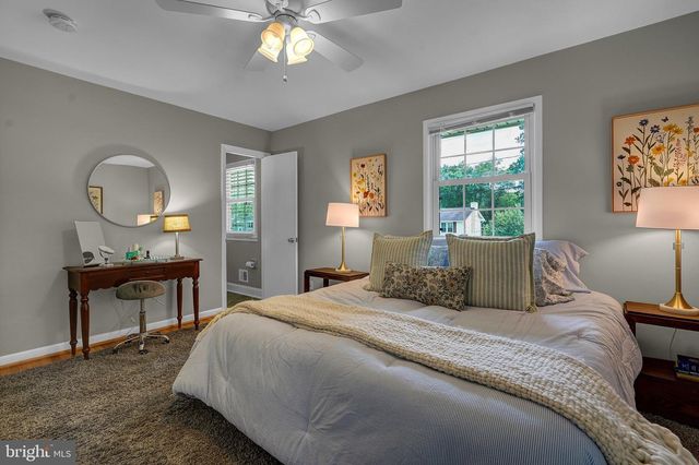 2504 STIRRUP LN, Alexandria, VA 22308