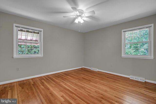 2504 STIRRUP LN, Alexandria, VA 22308