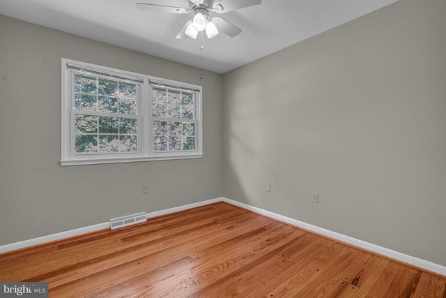 2504 STIRRUP LN, Alexandria, VA 22308