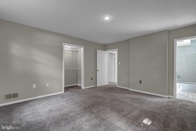 2504 STIRRUP LN, Alexandria, VA 22308