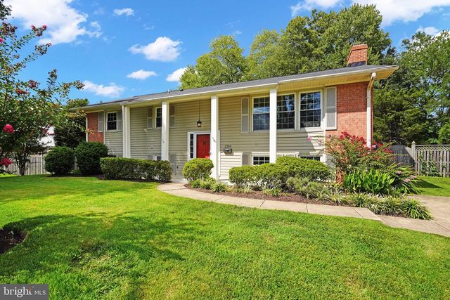 2504 STIRRUP LN, Alexandria, VA 22308