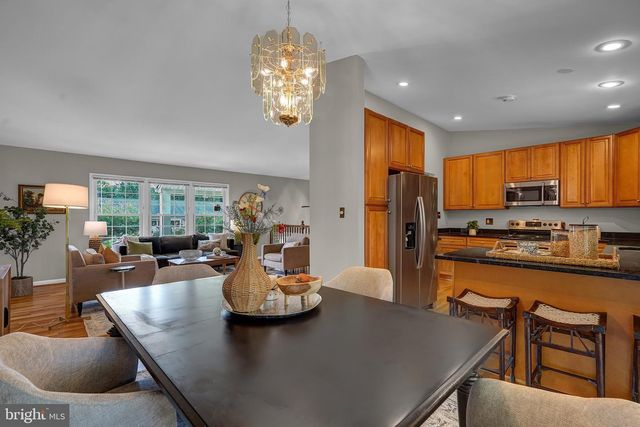 2504 STIRRUP LN, Alexandria, VA 22308