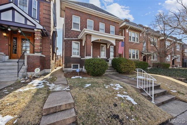 4272 Arsenal Street, St Louis, MO 63116