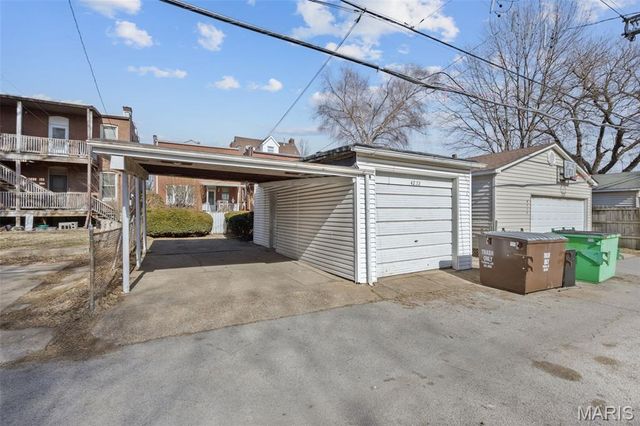 4272 Arsenal Street, St Louis, MO 63116