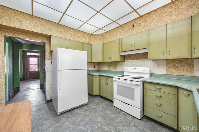 4272 Arsenal Street, St Louis, MO 63116