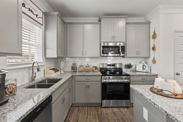 8000 Haven Springs Trace, Douglasville, GA 30134