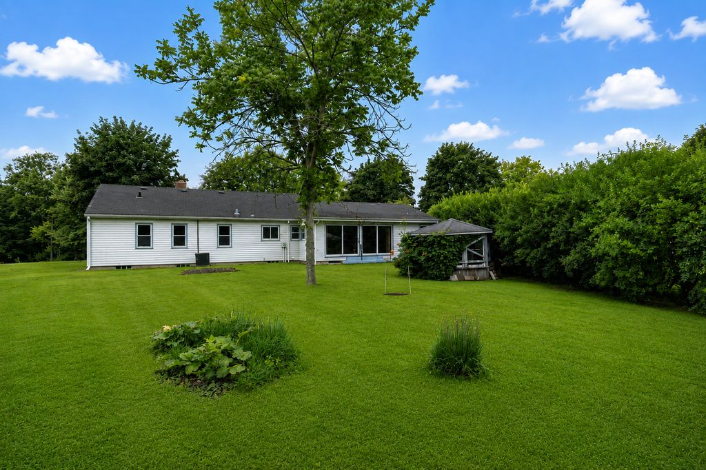 128 N Park Lane, Le Sueur, MN 56058 — photo 3