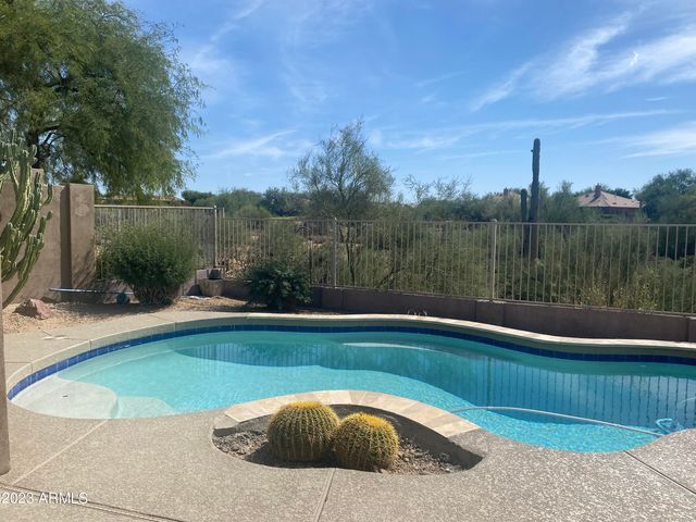 9427 E WHITEWING Drive, Scottsdale, AZ 85262
