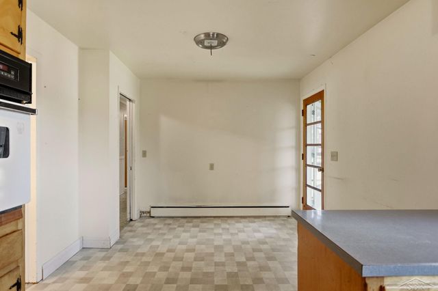 5098 S Venoy Road, Saginaw, MI 48604