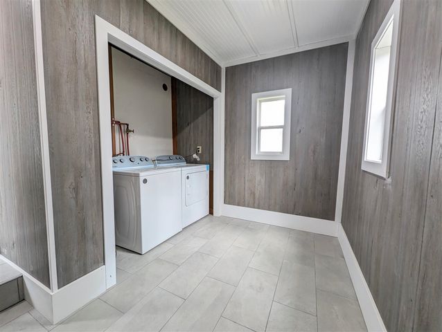 239 Bangor Street, Bangor, MI 49013