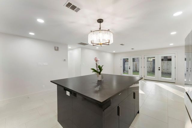 2610 N Red Cedar Circle, The Woodlands, TX 77380