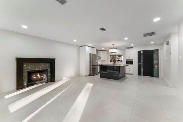 2610 N Red Cedar Circle, The Woodlands, TX 77380