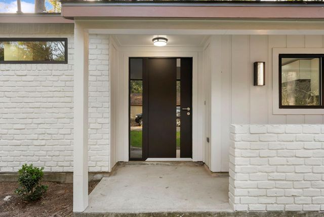 2610 N Red Cedar Circle, The Woodlands, TX 77380